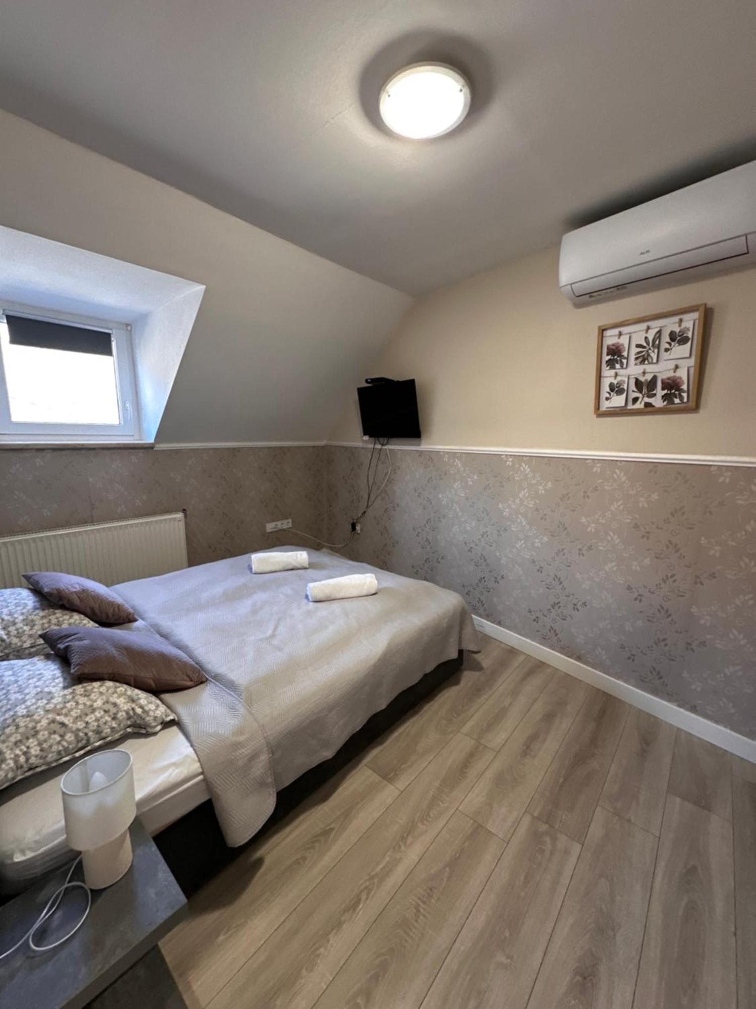 Jager Guesthouse Sopron Exterior foto